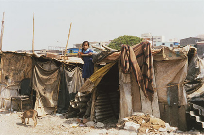 title_delhi_slum_01.jpg